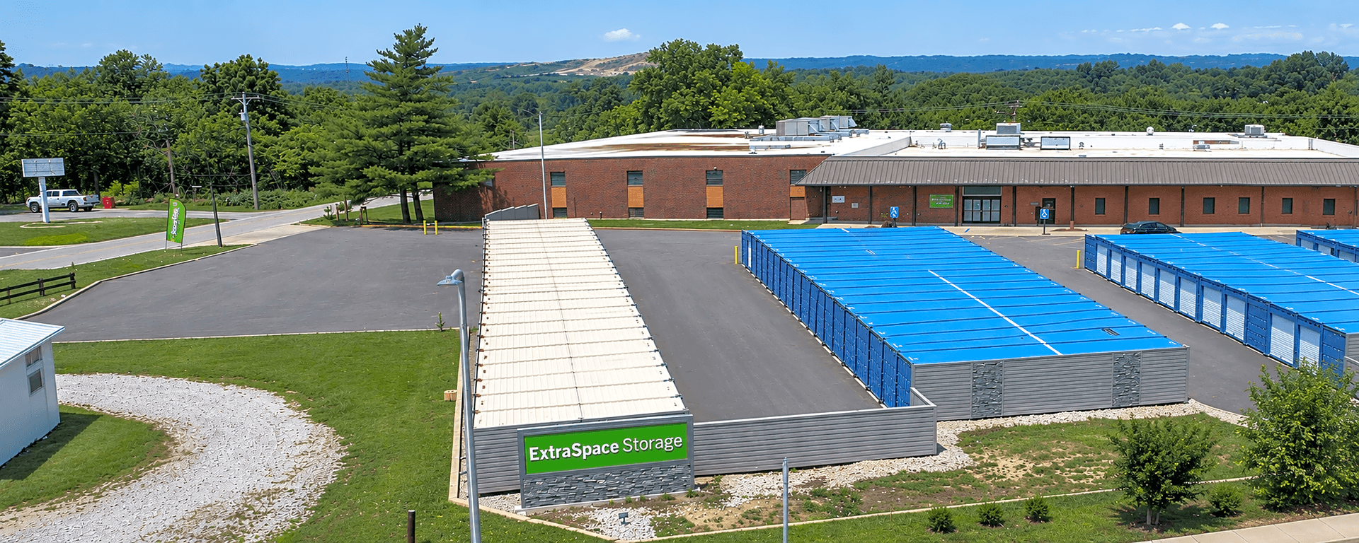 Extra Space Storage | 17306 E US Highway 24
